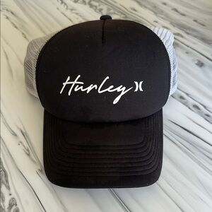 Hurley Black and white hat